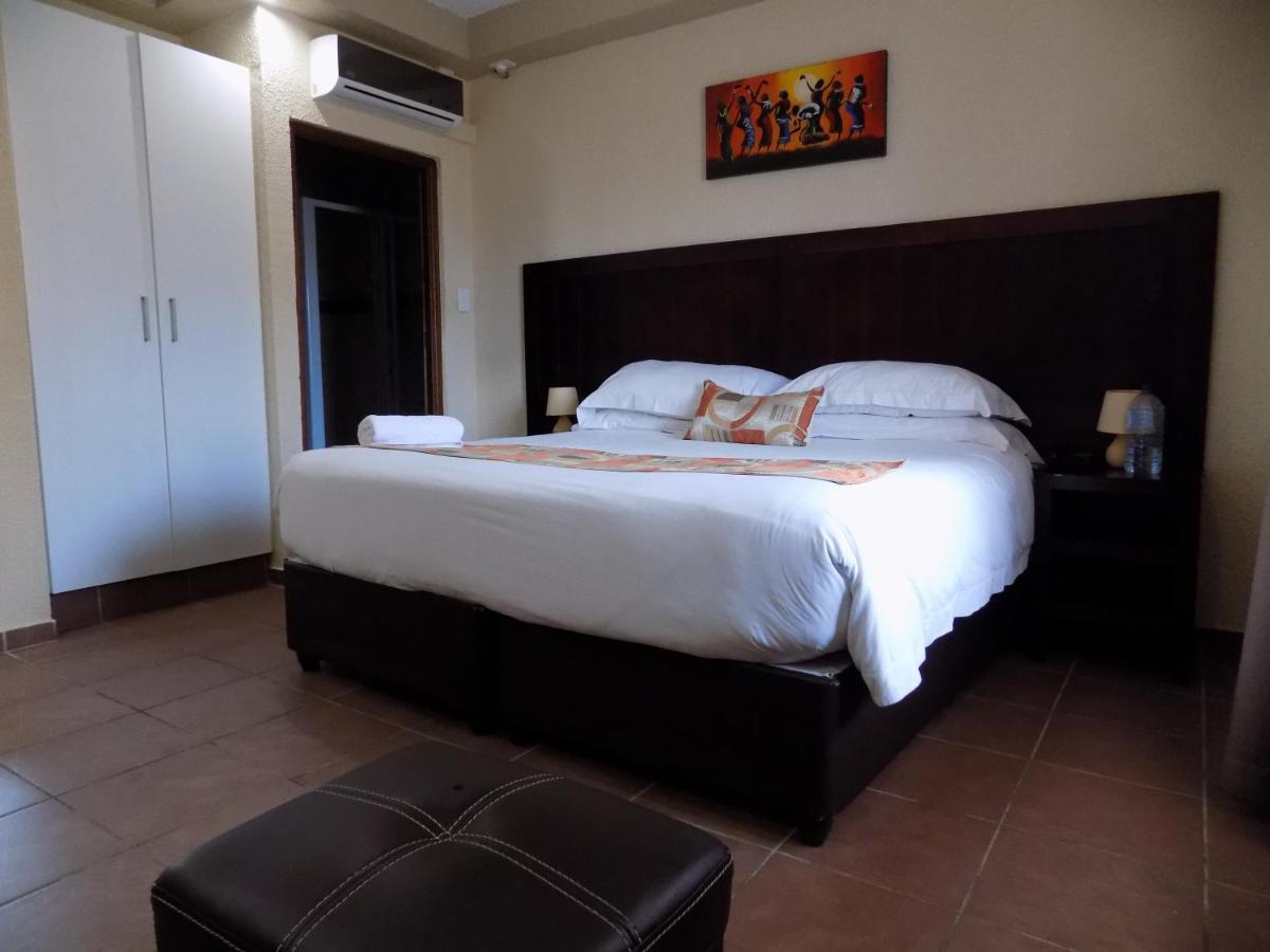 Margate Beach Lodge Hotel *