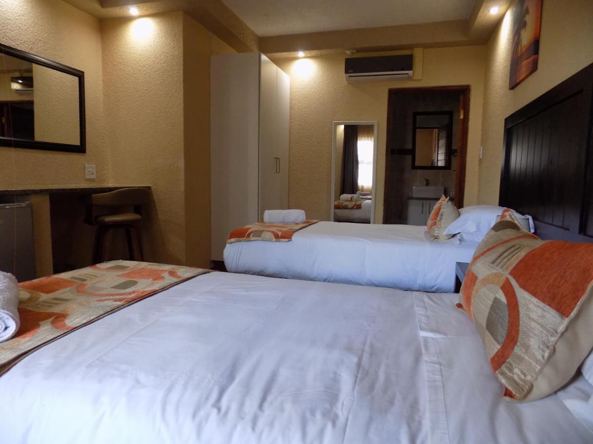 Margate Beach Lodge Hotel *